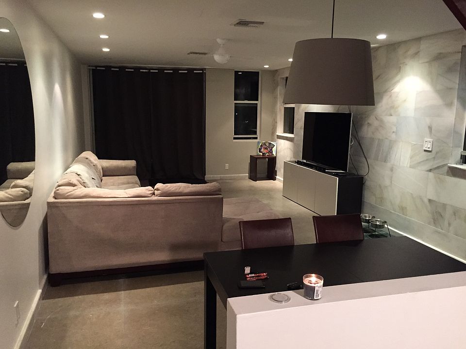 2nd image of 325 Meridian Ave APT 19