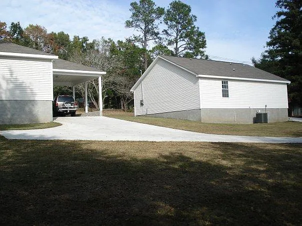 2601 Hartsfield Rd — Photo 3