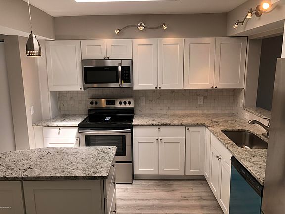 5th image of 3820 Lavista Cir APT 123