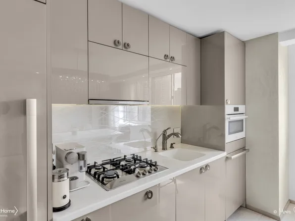 345 East 93rd Street image 10 of 46