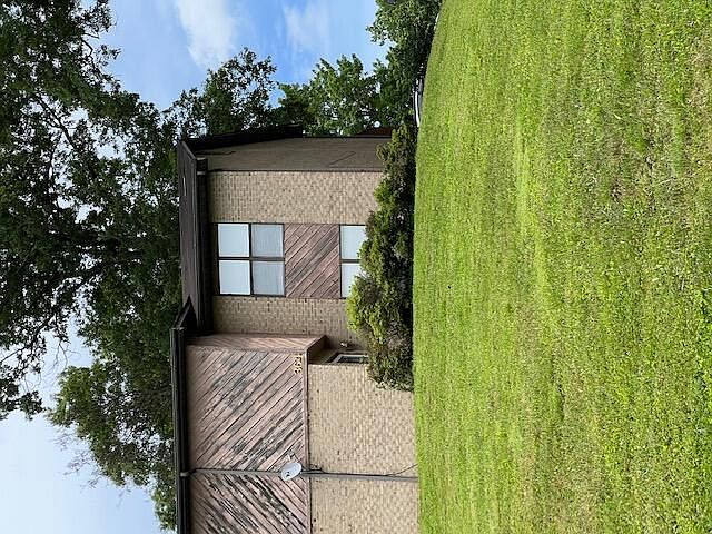1st image of 364 Dalewood Ave