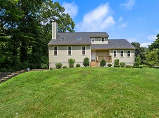 893 Upper Union St, Franklin, MA 02038