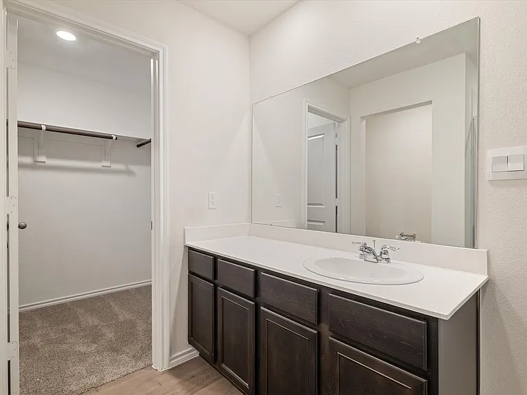 2319 Burleson Rd — Photo 15