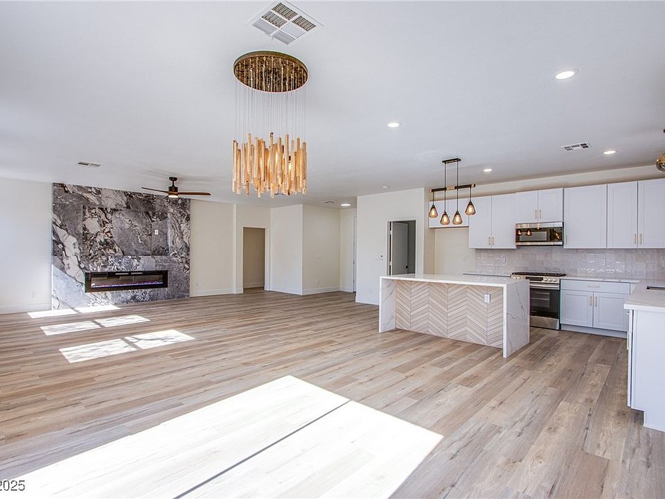 1st image of 5653 Artesia Lake Ct