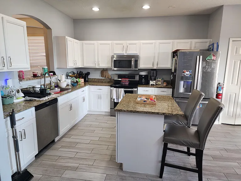 Viola Dr — Photo 5