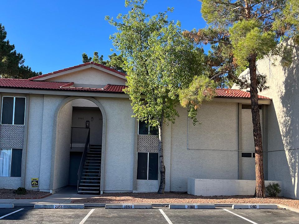 1st image of 10610 S 48th St Unit 1061