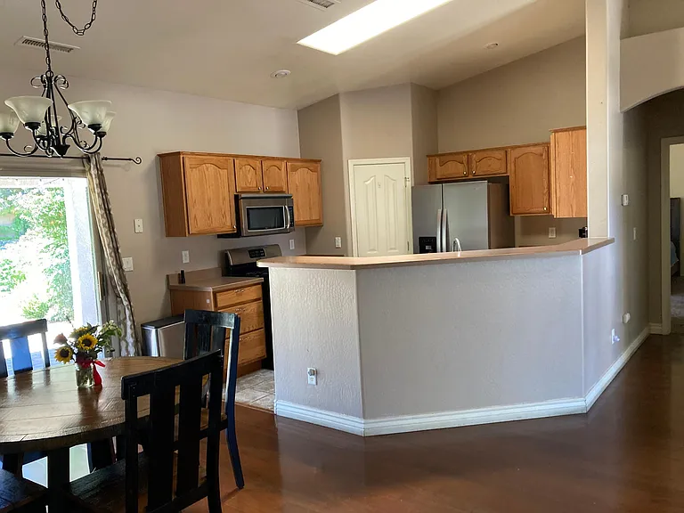 5652 N Bronco Ln — Photo 7