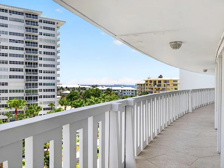 2000 S Ocean Dr #608 — Photo 38