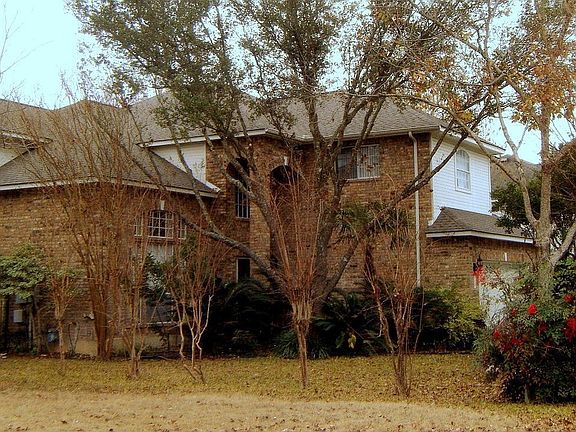 Spacious, pristine home in one of San Antonio's most stellar school districts,