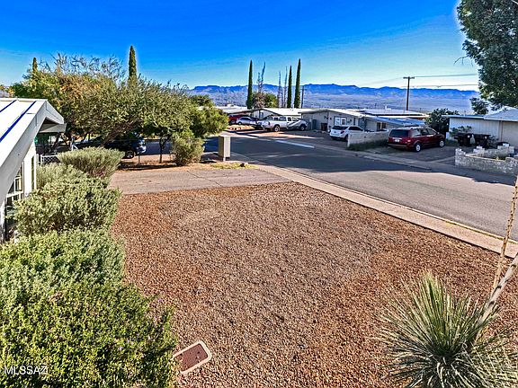 3rd image of 110 S Avenue B