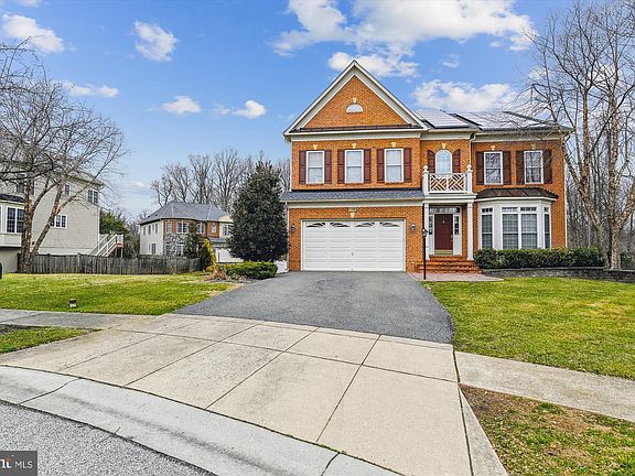 2nd image of 710 Fantail Ct