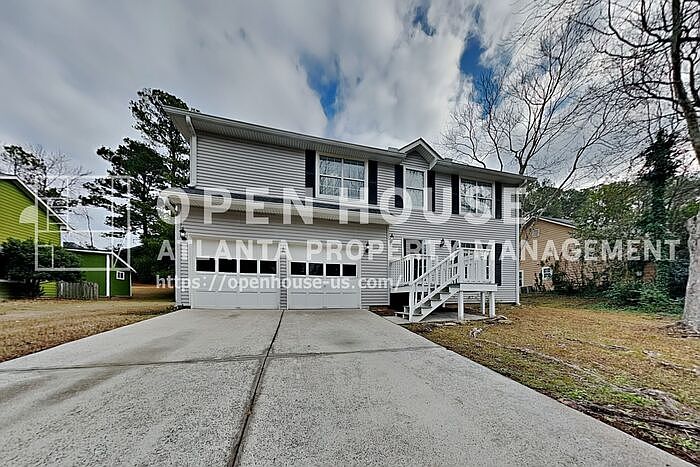 1st image of 2940 Trotters Pointe Dr