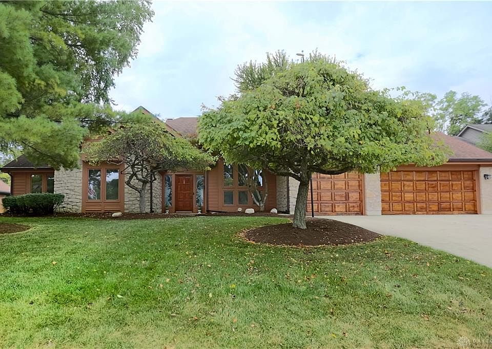 1st image of 591 Oaknoll Dr
