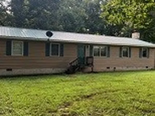 22711 Saint James Rd, Jetersville, VA 23083