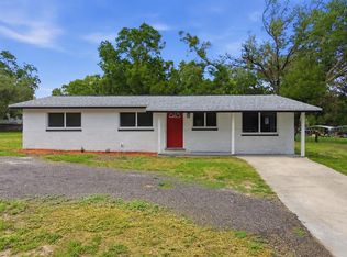 20514 Mickens Dr, Dade City, FL 33523