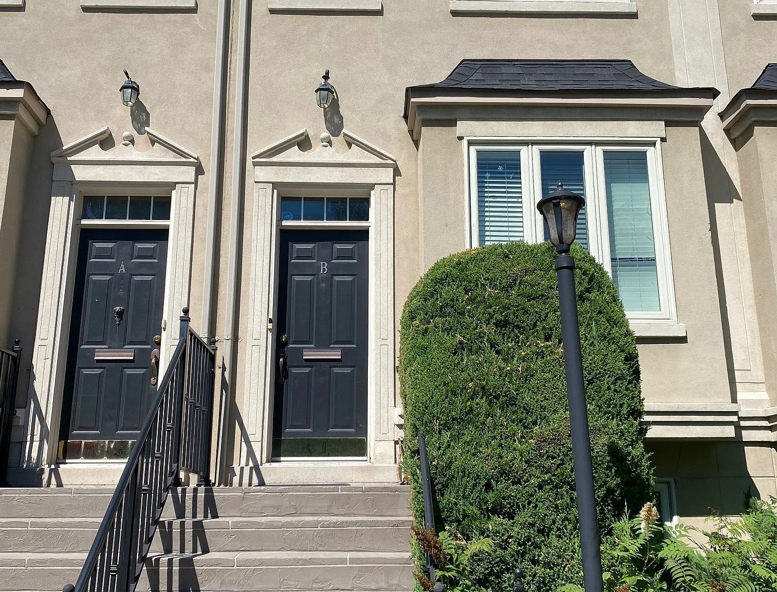 4 bed, $4,380 — Photo 2