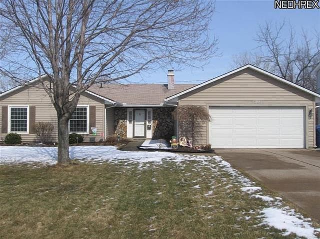 1st image of 2204 Skyline Dr