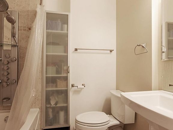 4th image of 100 Common St APT 3