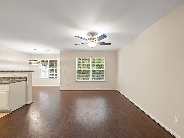 235 Blue Robin Way — Photo 22