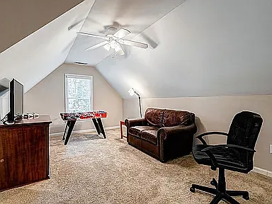 1071 Liberty Ln — Photo 23