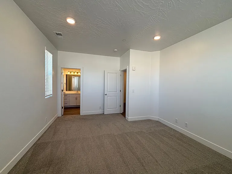 5801 S Garnet Dr #1201 — Photo 17