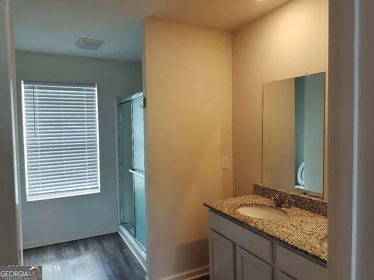 522 Pemberton St — Photo 9