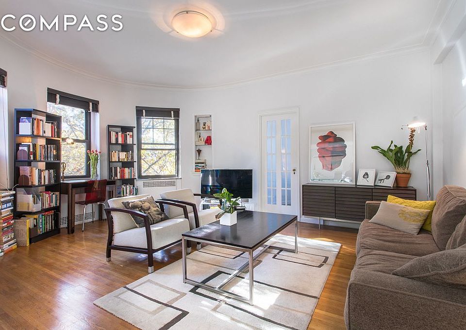 1st image of 290 6th Ave APT 6B