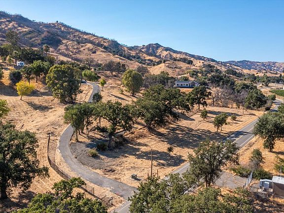 5th image of 6973 Pleasants Valley Road