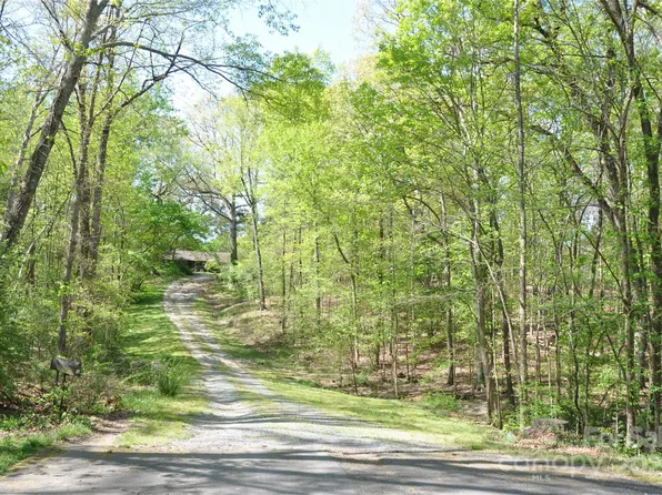 9651 Sardis Rd, Matthews, NC 28105