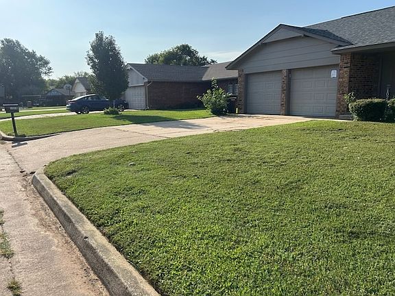 2nd image of 1028 NW 10th St