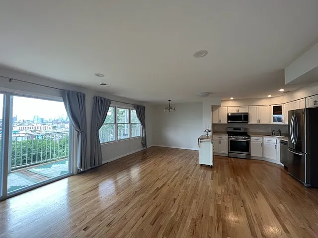 346 Ogden Ave #2 — Photo 11