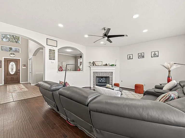 7023 Westford Park Ln — Photo 11