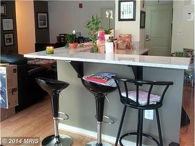 Granite counter tops for the Breakfast bar