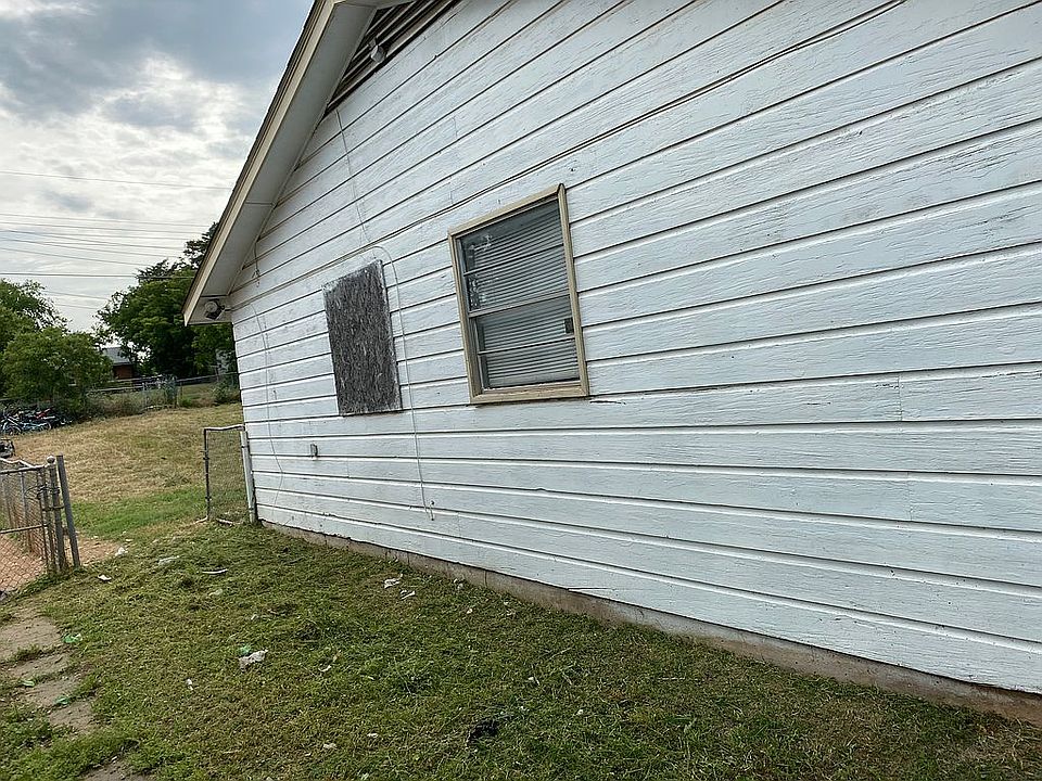2nd image of 1518 Red Fox Rd