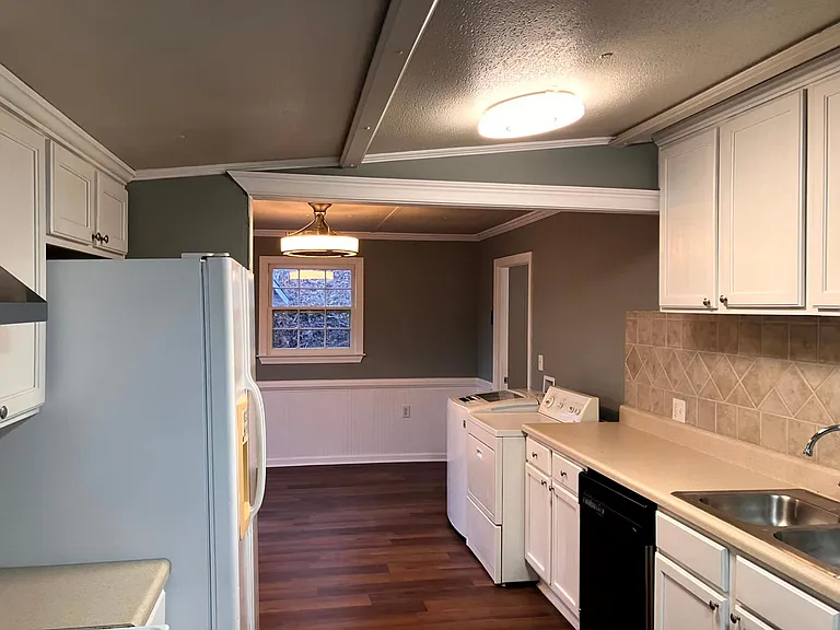 6480 Medlock Rd — Photo 27