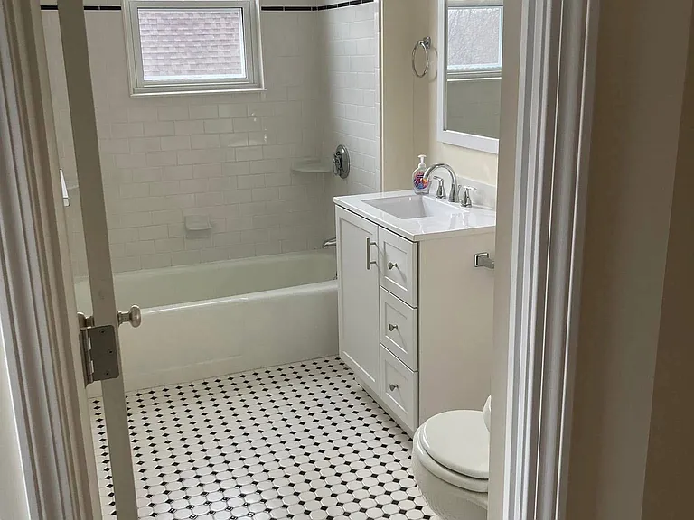 102 Holten St #3 — Photo 3