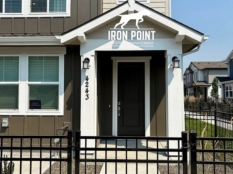 4243 W Flint Dr — Photo 1