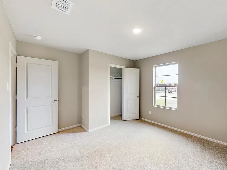 404 Bronze Forest Dr — Photo 13
