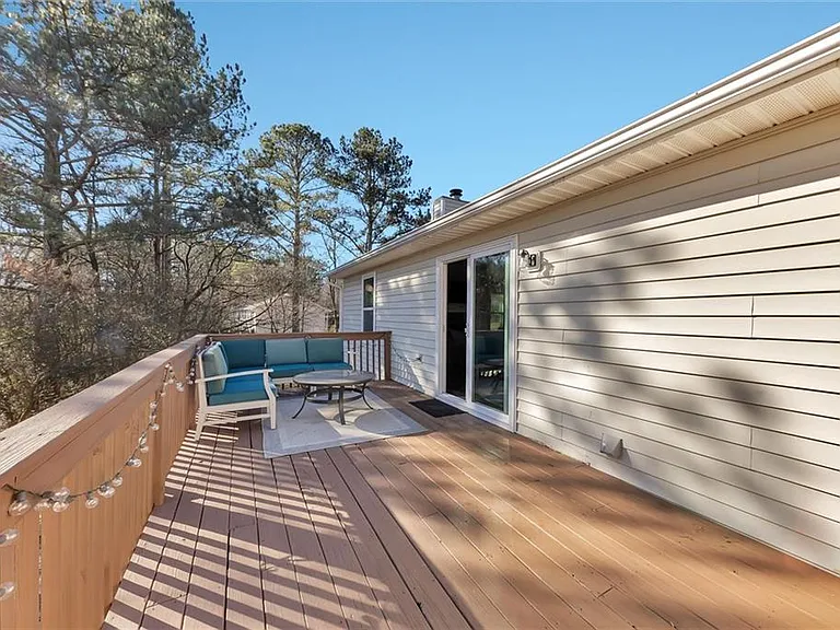 1817A Hardman Ln — Photo 23