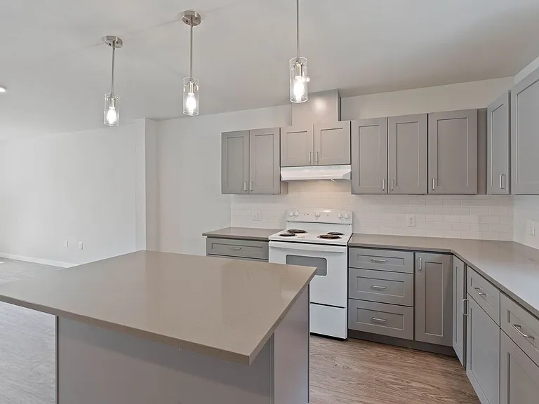Wall Street Townhomes — Photo 13