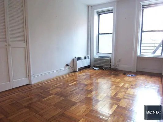 Rented by Bond New York | media 32