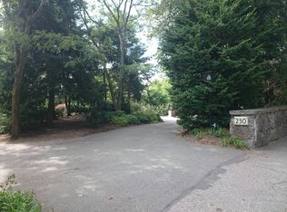 230-240 Warren St, Brookline, MA 02445