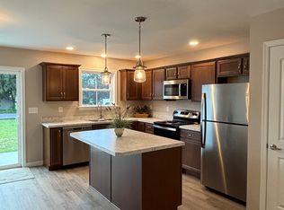 27 E Portland St, Mechanicsburg, PA 17055