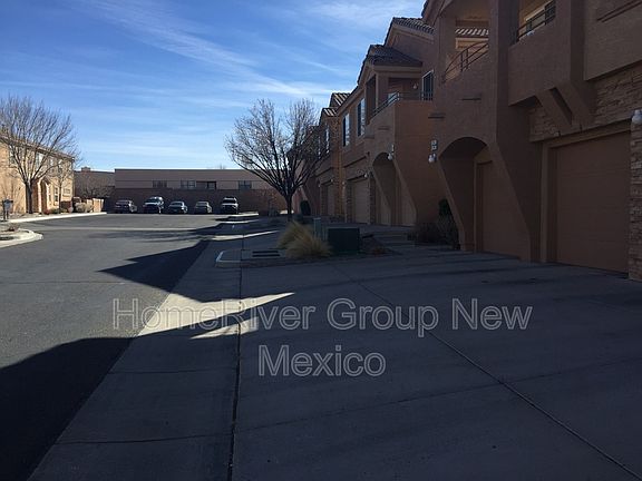 4th image of 5243 Molokai St NE