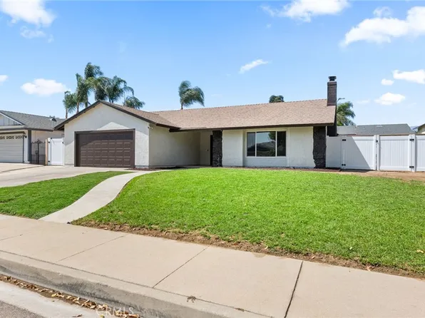 1529 E Hazeltine St, Ontario, CA 91761