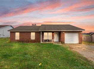 657 Heuser Street NE, Palmyra, IN 47164