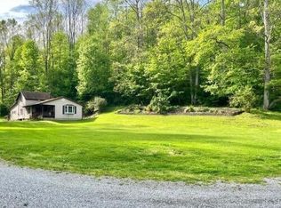 3965 Paradise Rd, Sugar Grove, OH 43155
