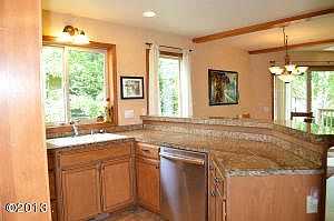5th image of 1001 Mountain Park Dr