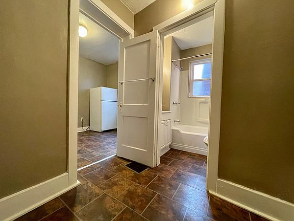 Mud Room/Bathroom