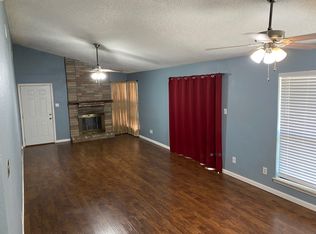 3105 Larkspur Cir, College Station, TX 77845